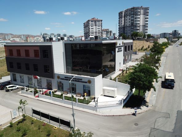 Turgut Özal Kültür Merkezi