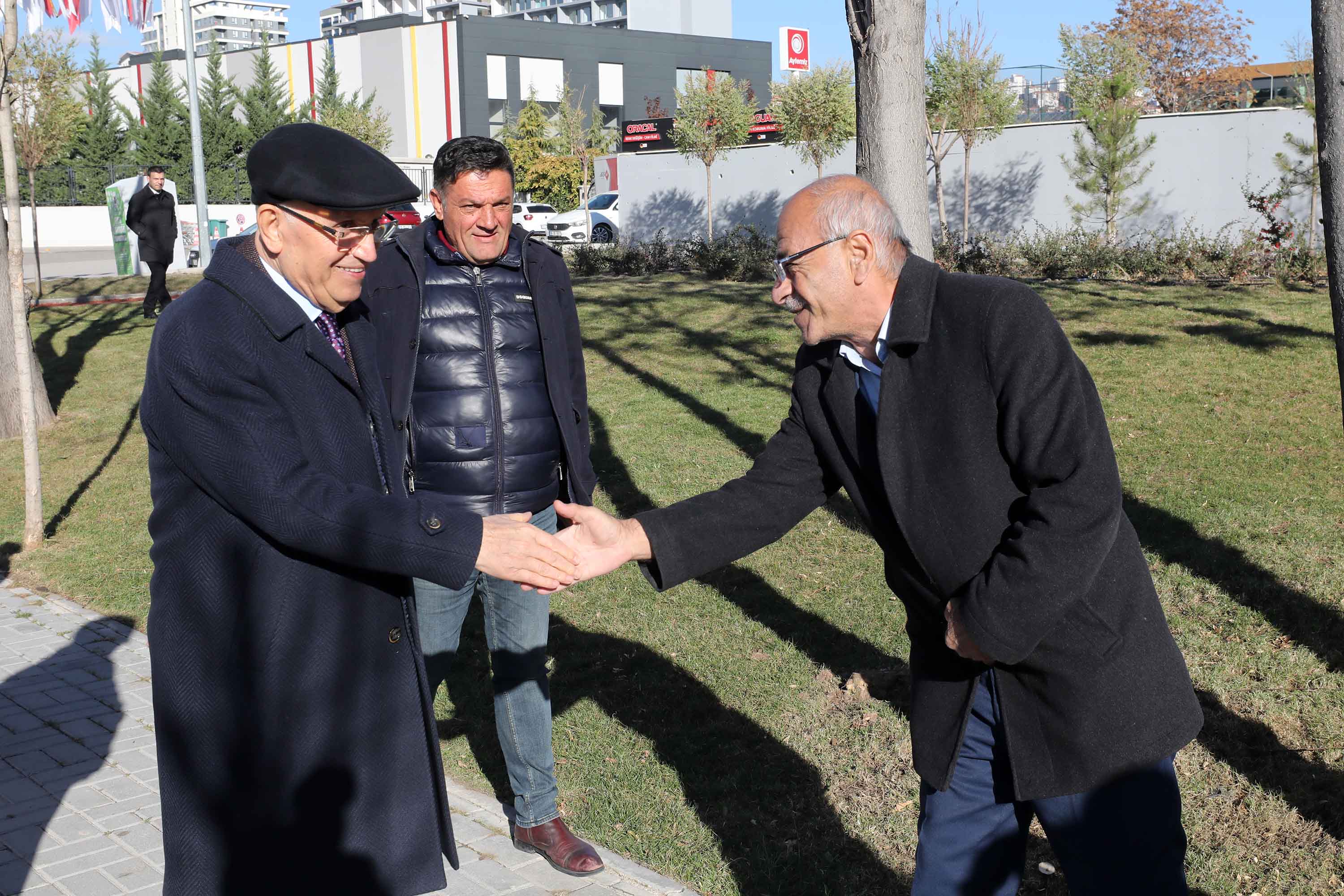 Mehmet Akif Ersoy Mahallesi'nde Çifte Açılış